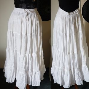 White 6 yard Skirt